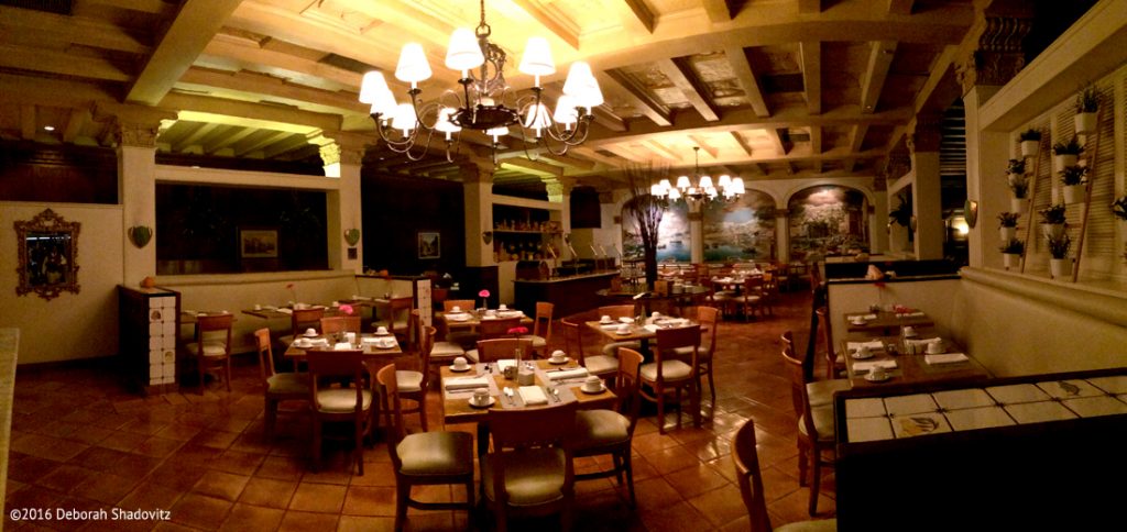Our party area in Smeraldi’s Restaurant. Center tables will be moved together for group seating.