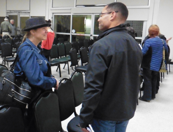 Mingling after the IWOSC Trends in Publishing panel for writers.